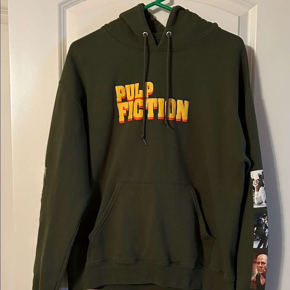 Pulp Fiction Graphic Hoodie - Dark Green Size M
